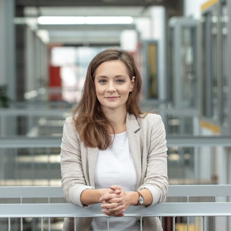 dr. Kaja Dobrovoljc